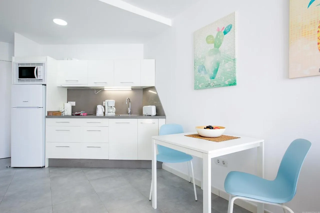 Apartment Carmen Sunrise, Los Cristianos Los Cristianos  0*, Los Cristianos (Tenerife)